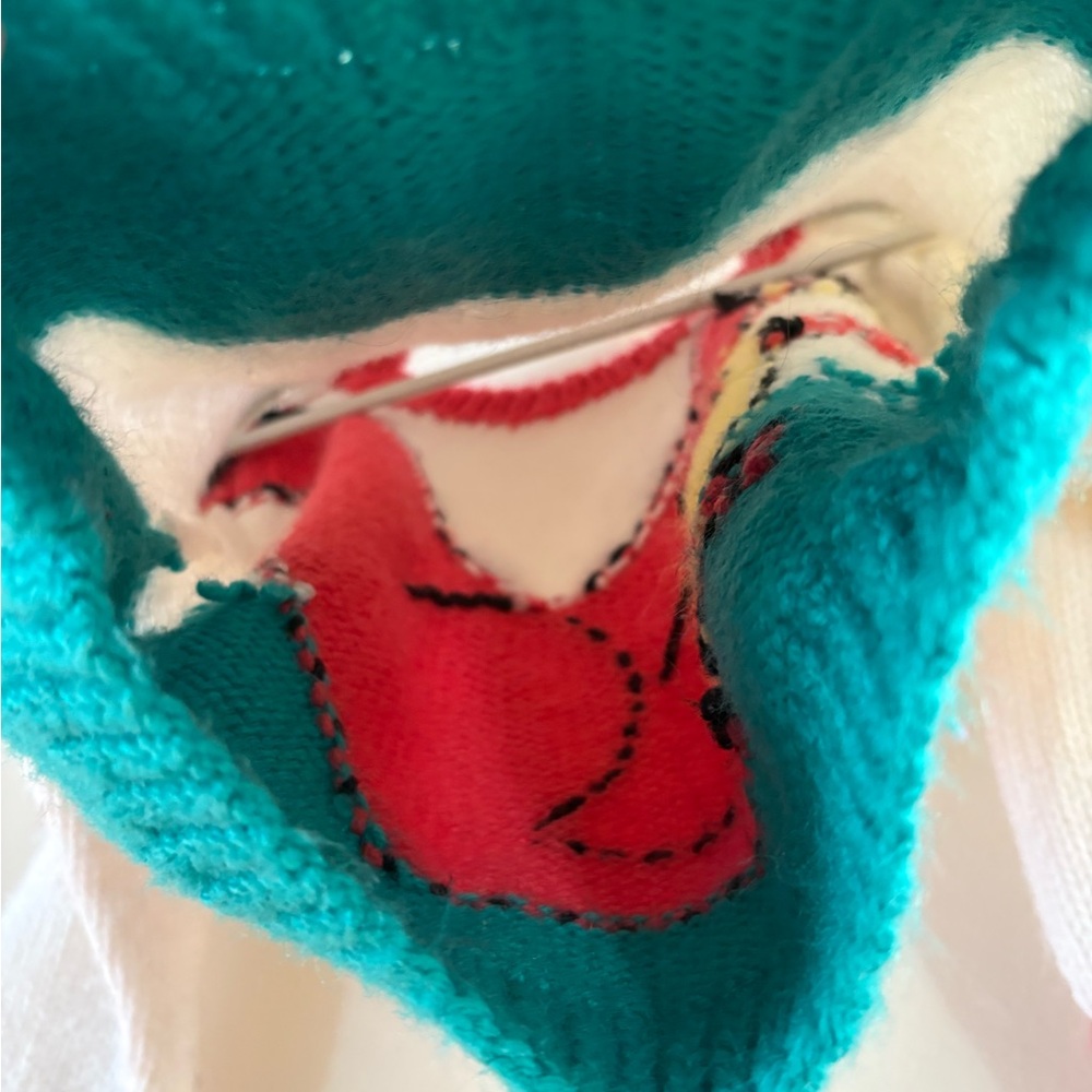 VINTAGE HAND KNIT Kids Dinosaur Sweater in Red and White Green approx 24/M 2T - Picture 7 of 7